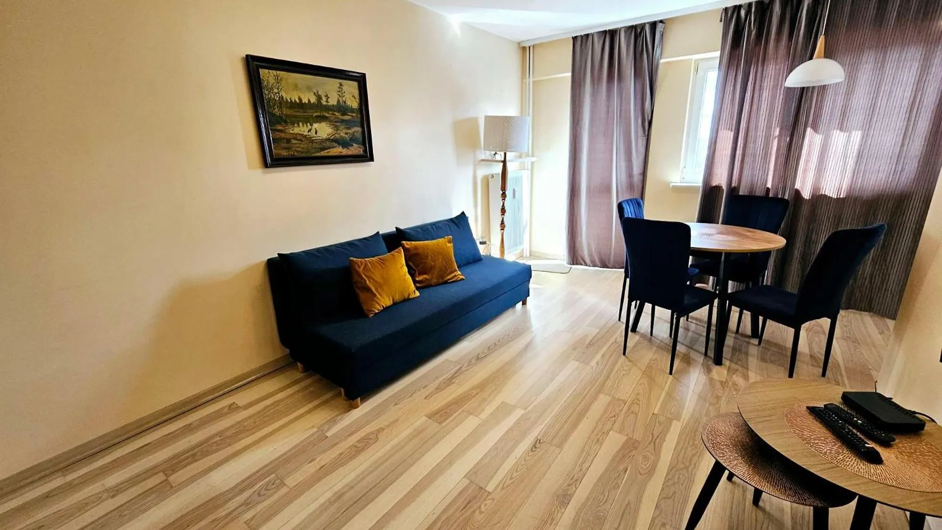 First Green Zoliborz Apartment 9 ワルシャワ